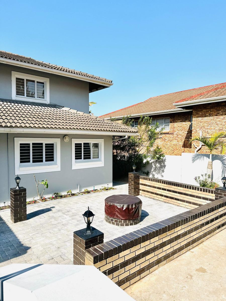 Adam Legacy Beach Villa, Tinley Manor - Photo 4