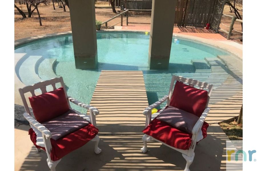 Le Thabo 8 Bedroom Lodge with access to Zebula IKH1 - Photo 5
