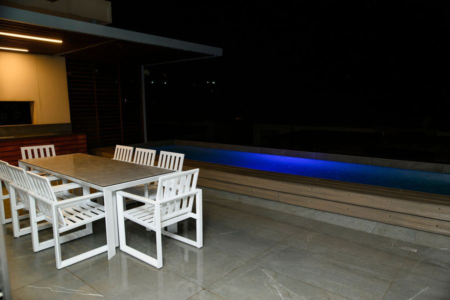 2 Oceans Edge 4 Bedroom Luxury House - Photo 5