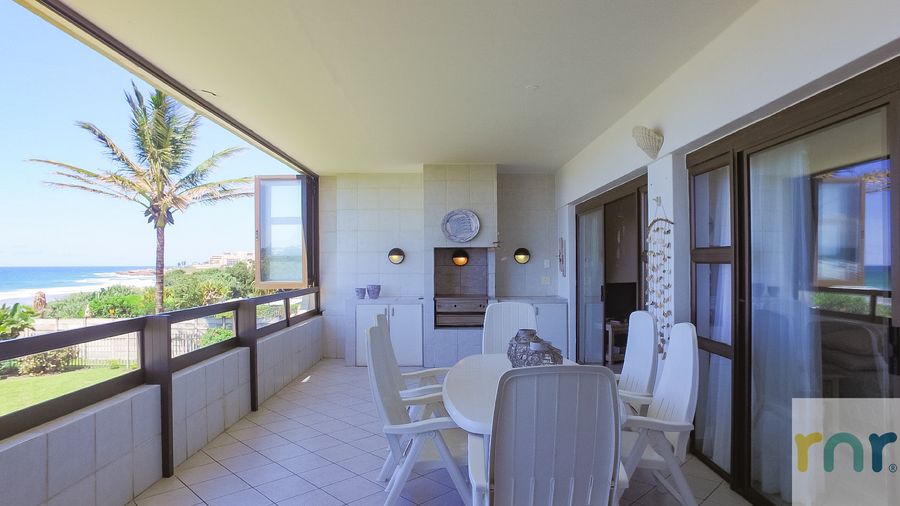 4 Bedroom Margate Beachfront Apartment MK2 - Photo 3
