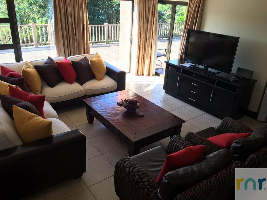 Selborne - ZPF22 - 2 bedroom unit - Photo 2