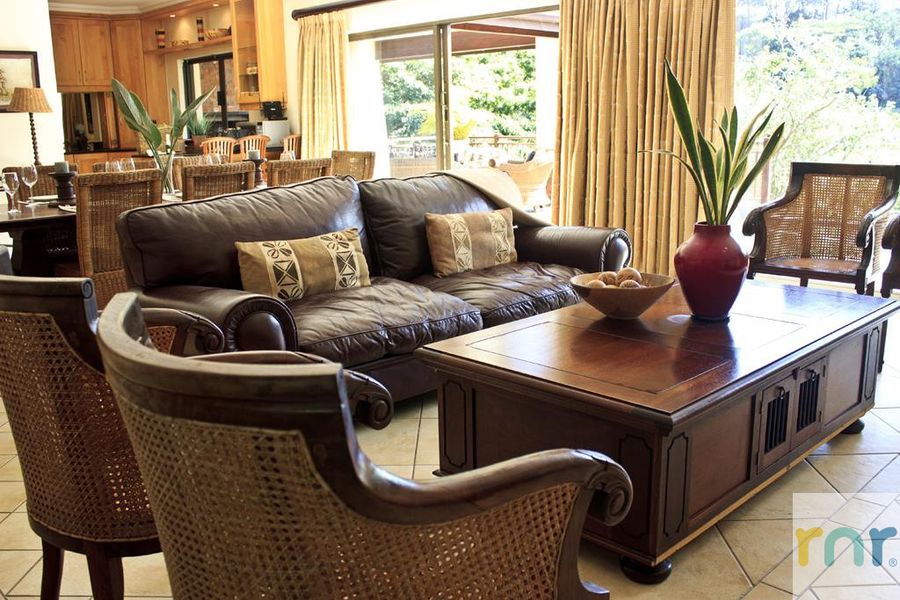 Selborne 5 Bedroom House with pool KL01 - Photo 4