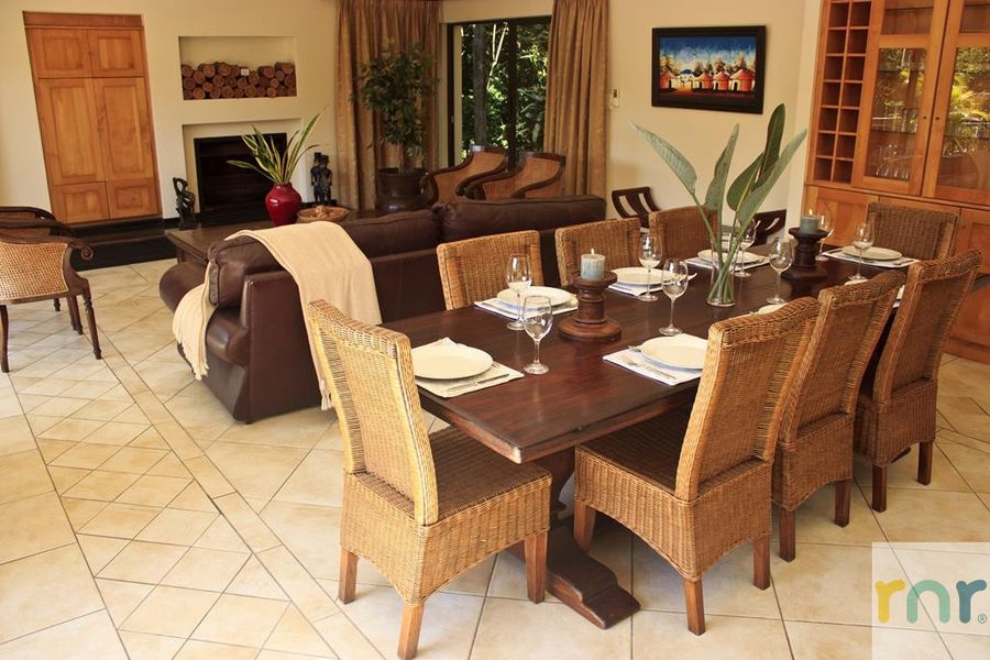Selborne 5 Bedroom House with pool KL01 - Photo 5