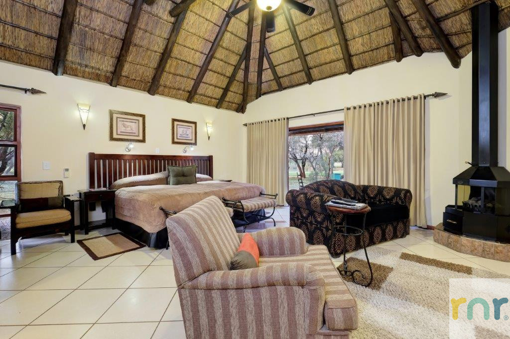 Zebula Bush Lodge