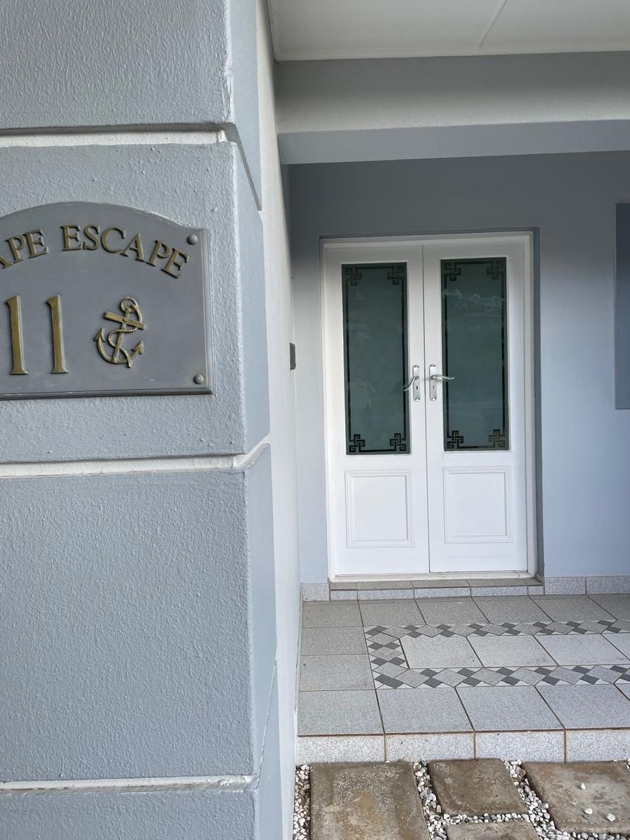 the Glentana Ocean House - 4 Bedroom - Photo 5