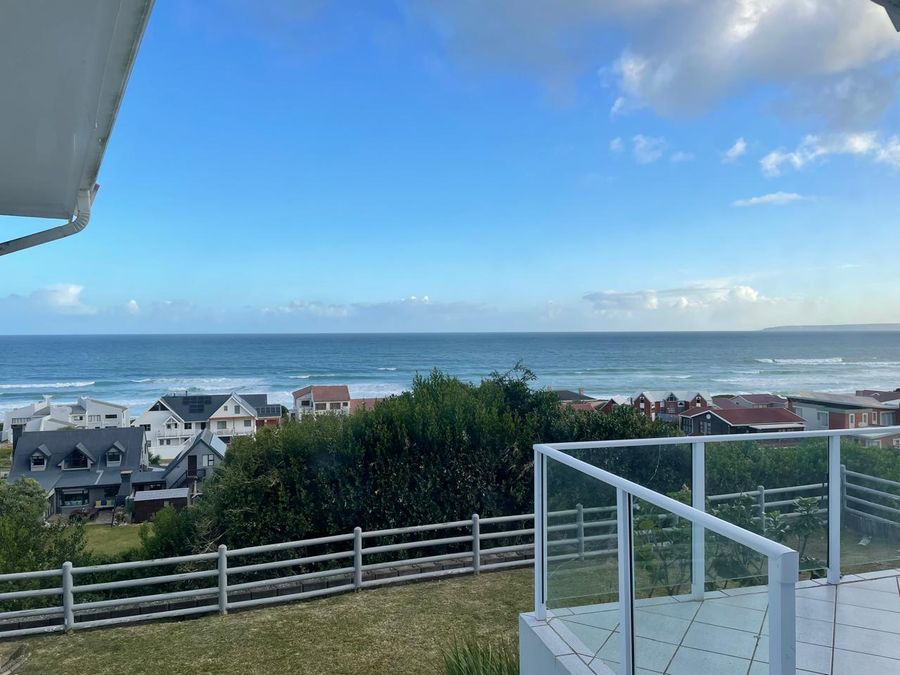 the Glentana Ocean House - 4 Bedroom - Photo 3