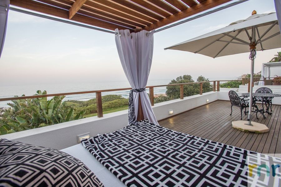 Salt Rock - ZP7O - 5 Bedroom Luxury House - Photo 3