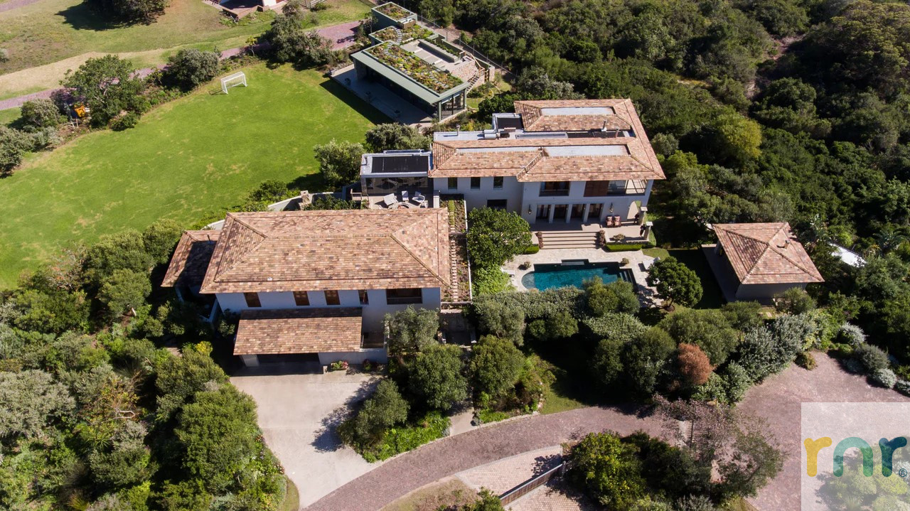Serenity Lux - 10 Bedroom, Plett Masterpiece