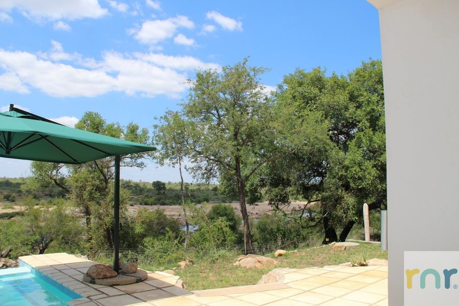 Mjejane - IKW01 - 5 bedroom Luxury River Home - Photo 3