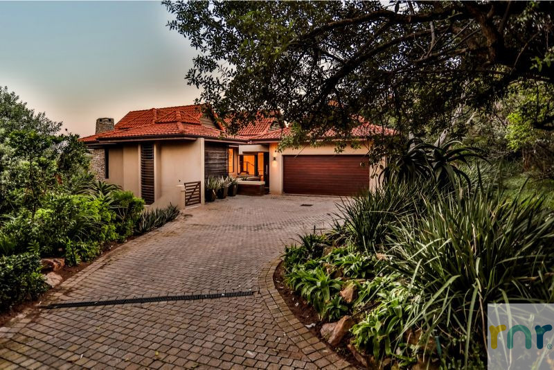 Zimbali 4 Bedroom Luxury with pool ZHB1 - Photo 2