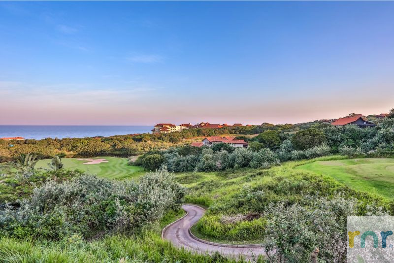 Zimbali 4 Bedroom Luxury with pool ZHB1 - Photo 3
