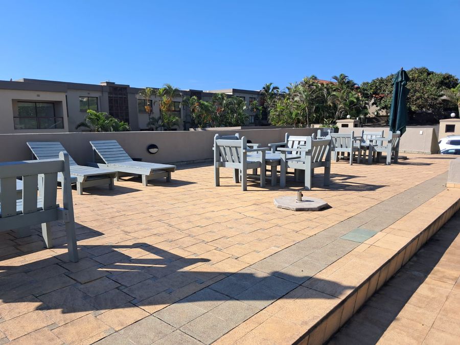 Pool deck
