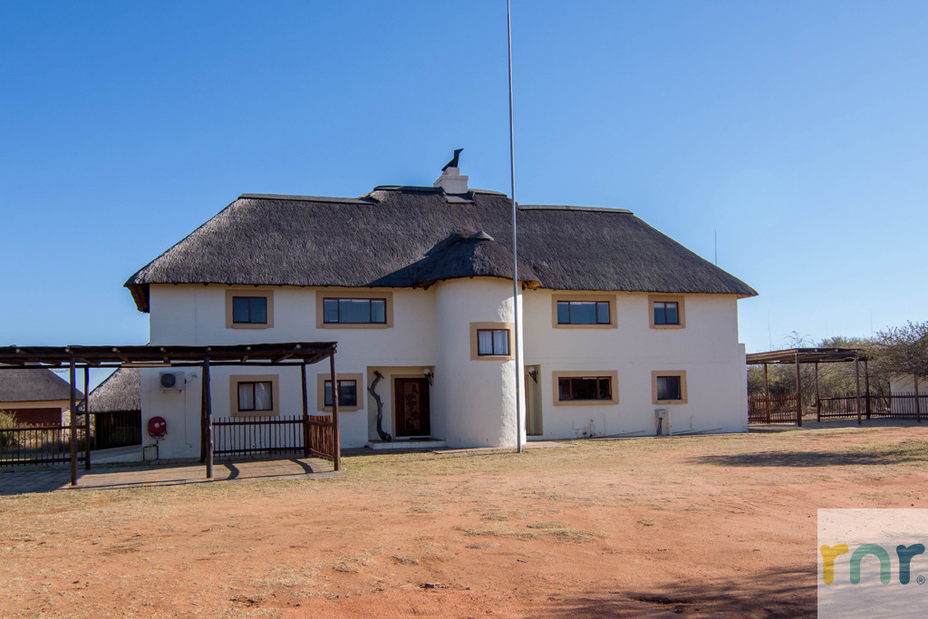 Zebula IZ13 - 4 Bedroom House