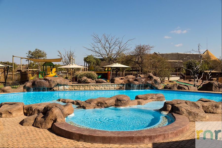 Zebula - IZ37 - 6 Chalet Lodge, sleeps 24 - Photo 10