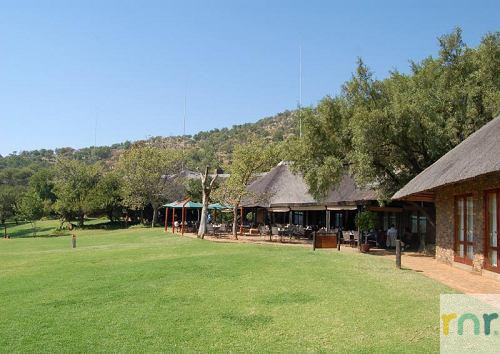 Bakubung Self Catering 6 Sleeper IO2 price per unt - Photo 6