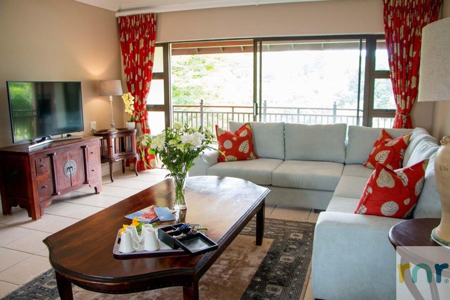 Selborne - ZPF26 - 3 bedroom unit - Photo 2