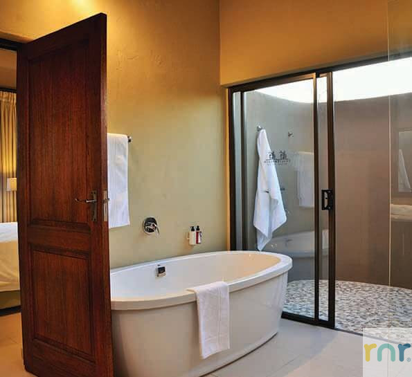 Mjejane Bush Lodges: 6, 8 or 10 Sleepers - IJ2 - Photo 5