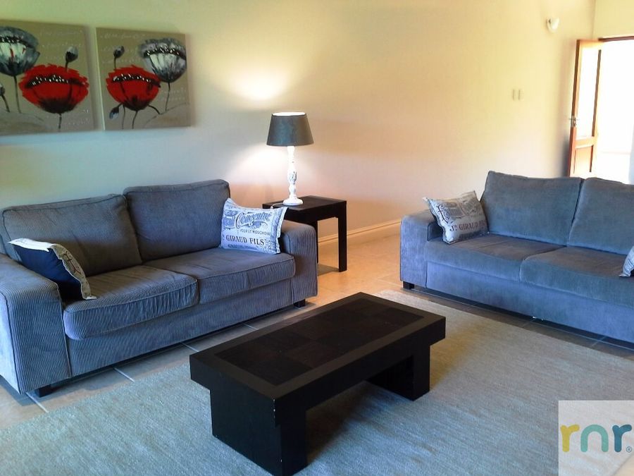 Selborne - ZPF23 - 2 bedroom unit - Photo 4