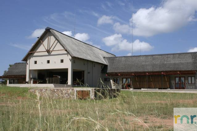 Zebula 5 Bedroom House, sleeps 14 - IZD2