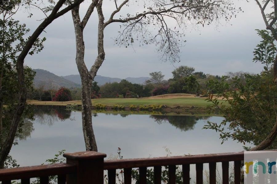 Kruger Park Lodge - ITR01 - 3 bedroom Lodge - Photo 5