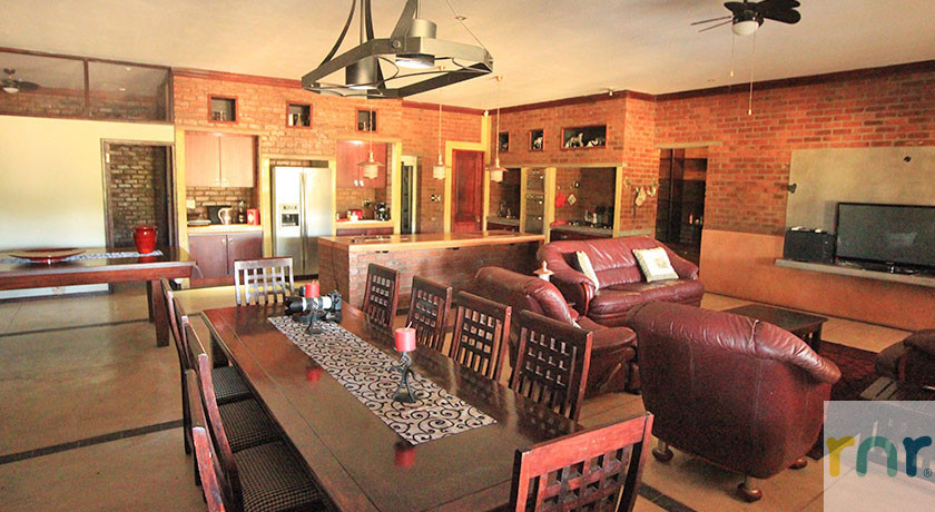 Grietjie Reserve 4 Bedroom River Lodge BK1, greater Kruger NP - Photo 3