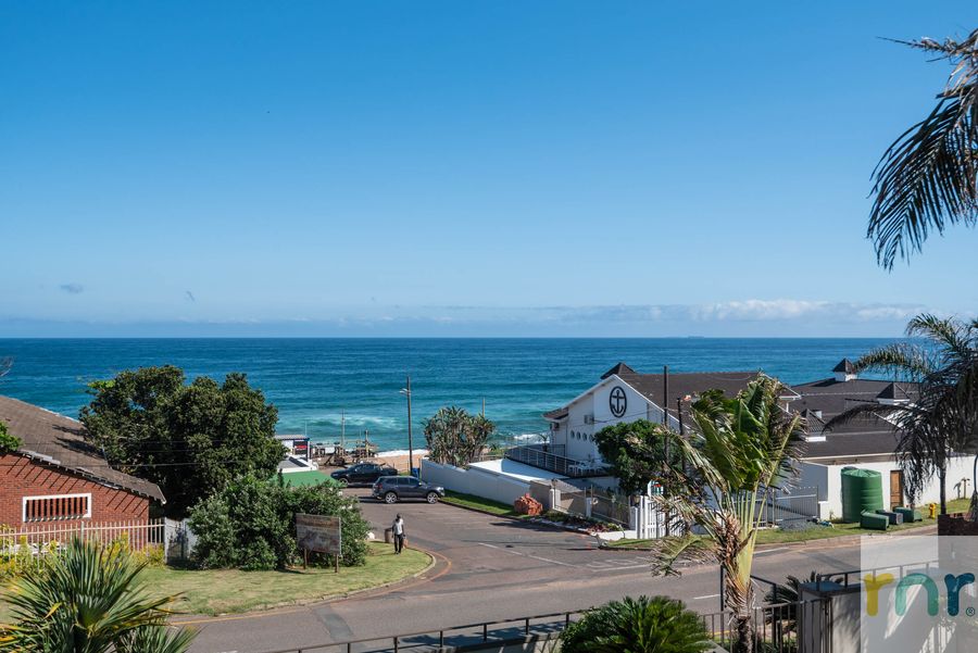 Shangri-La 6 Bedroom Ballito Beachfront KBW1 - Photo 2