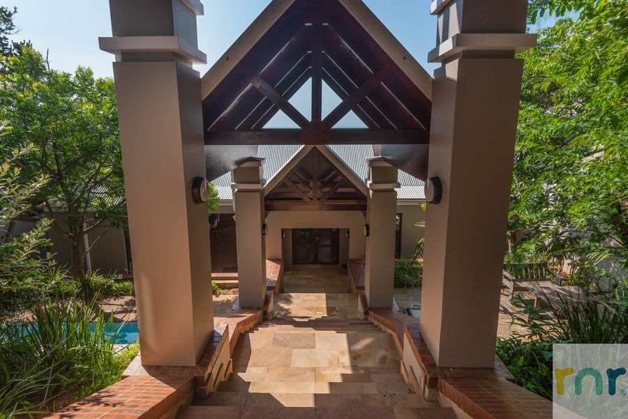 Prince’s Grant 5 Bedroom on Sandhills Rd - Photo 5
