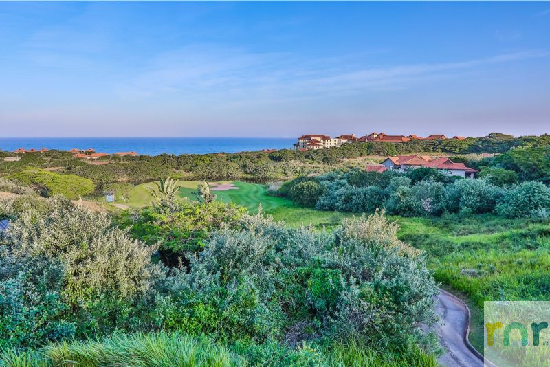 Zimbali 4 Bedroom Luxury with pool ZHB1 - Photo 4